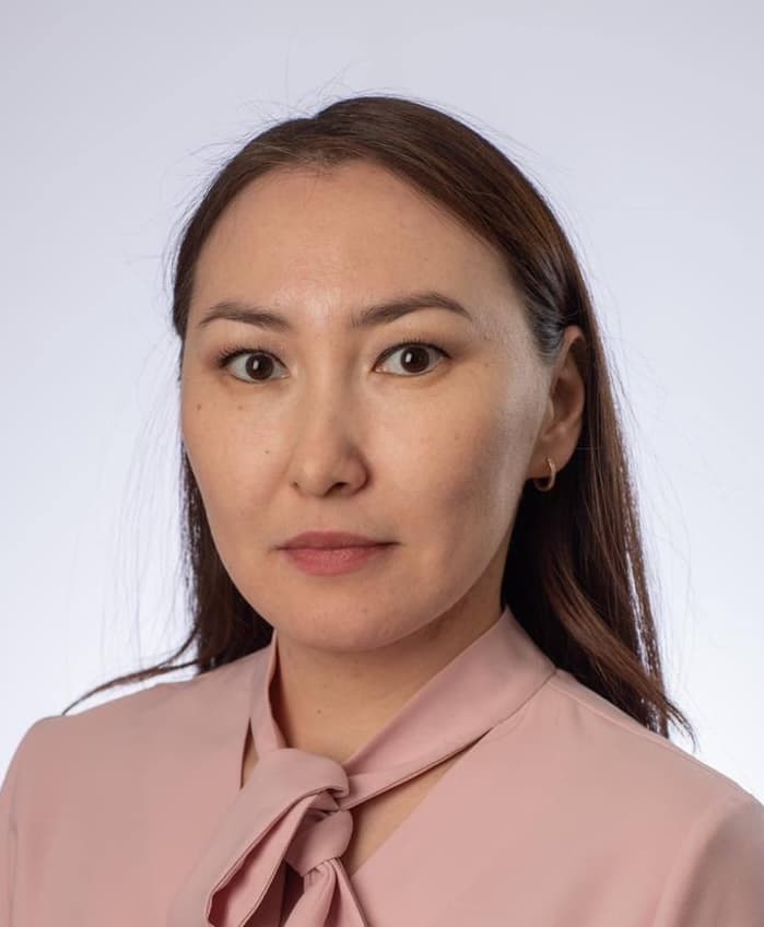 Попова Кюнняй Владиславовна